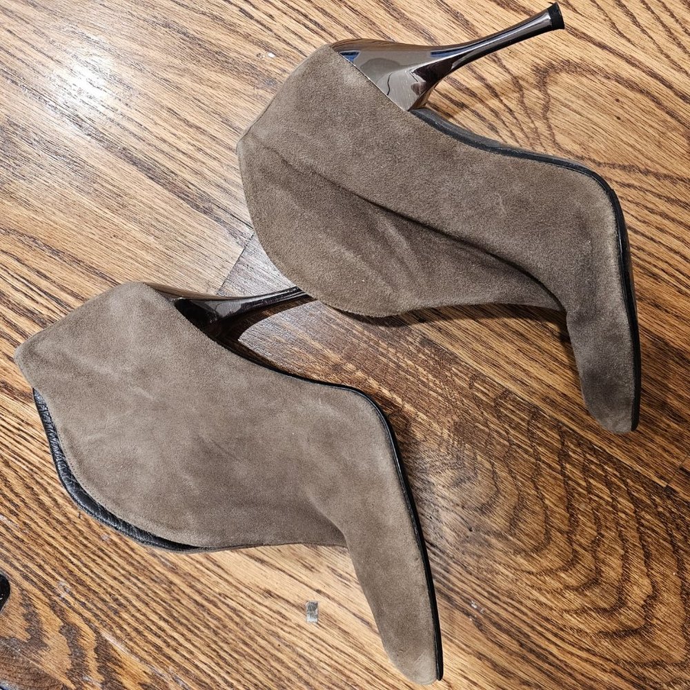 Stuart Weitzman Booties